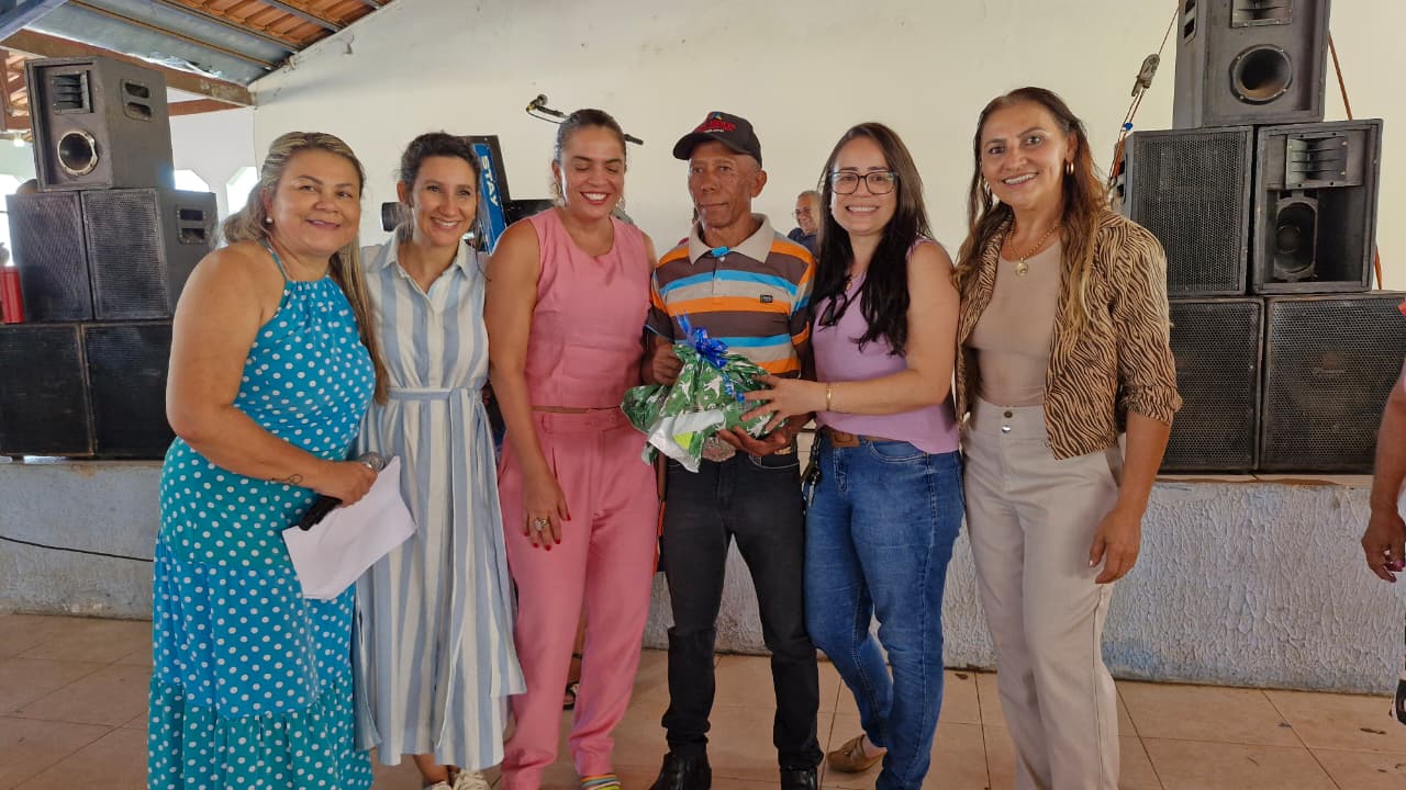 Divino Resplandes.jpeg